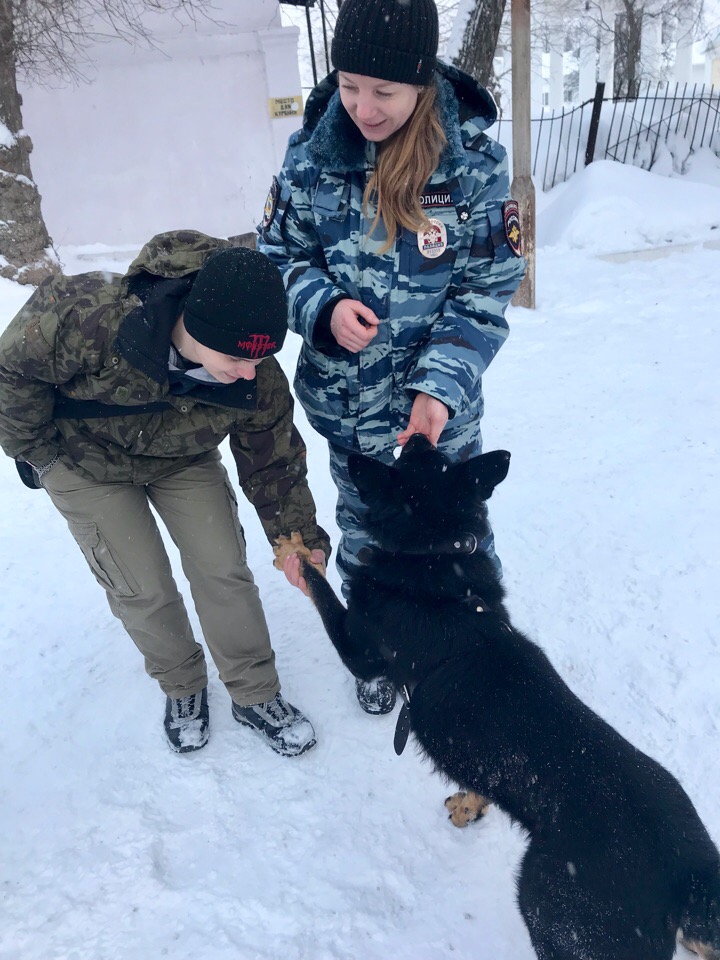 3B4Hka3Vyfo.jpg 3B4Hka3Vyfo.jpg